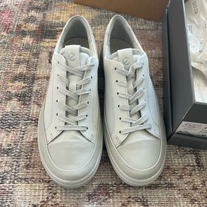 ECCO Soft 7 Sneakers Tennis Shoes Sz 40, New in Box Concrete/Gray